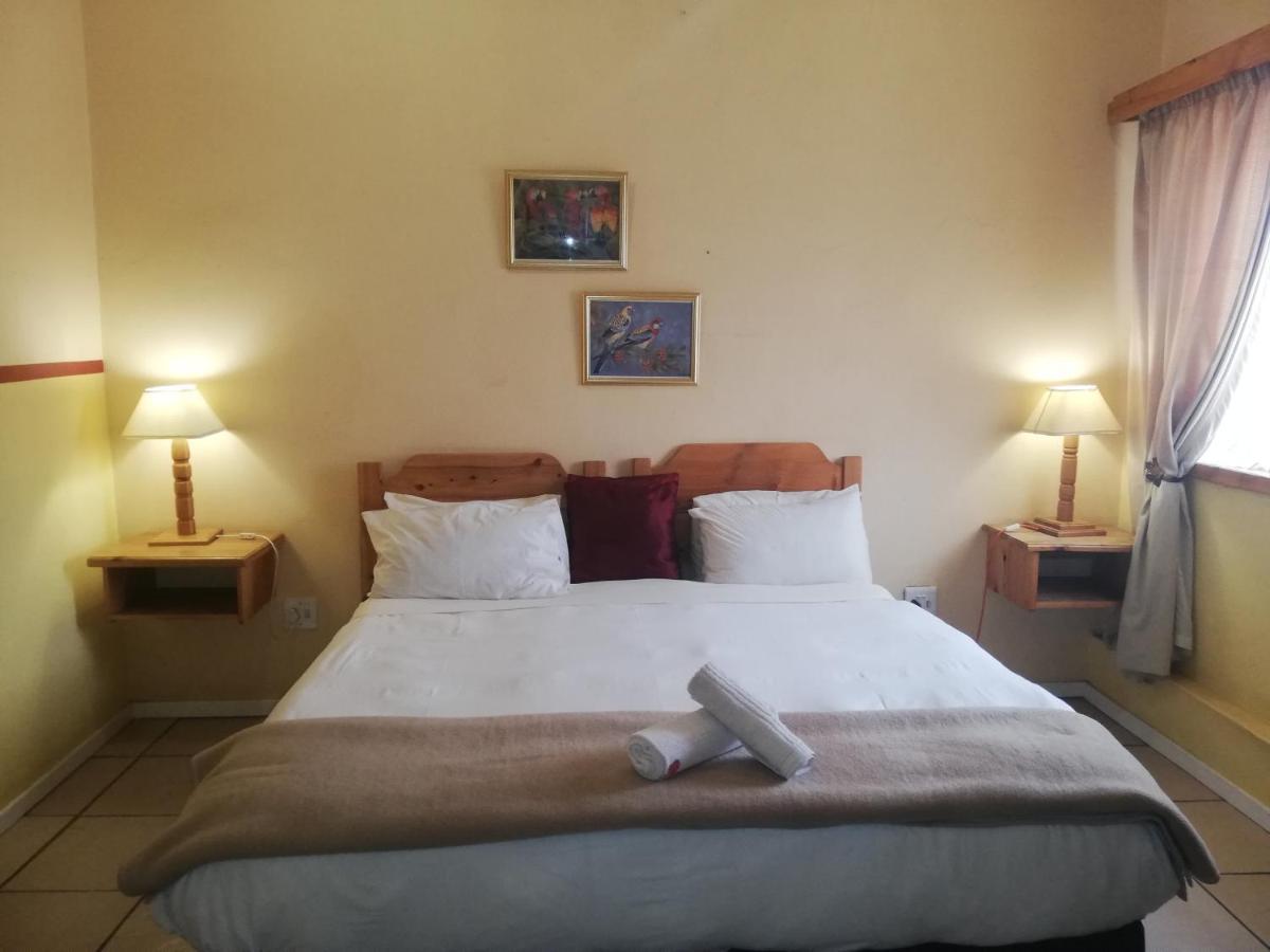 Machadodorp The Old Mill Hotel מראה חיצוני תמונה